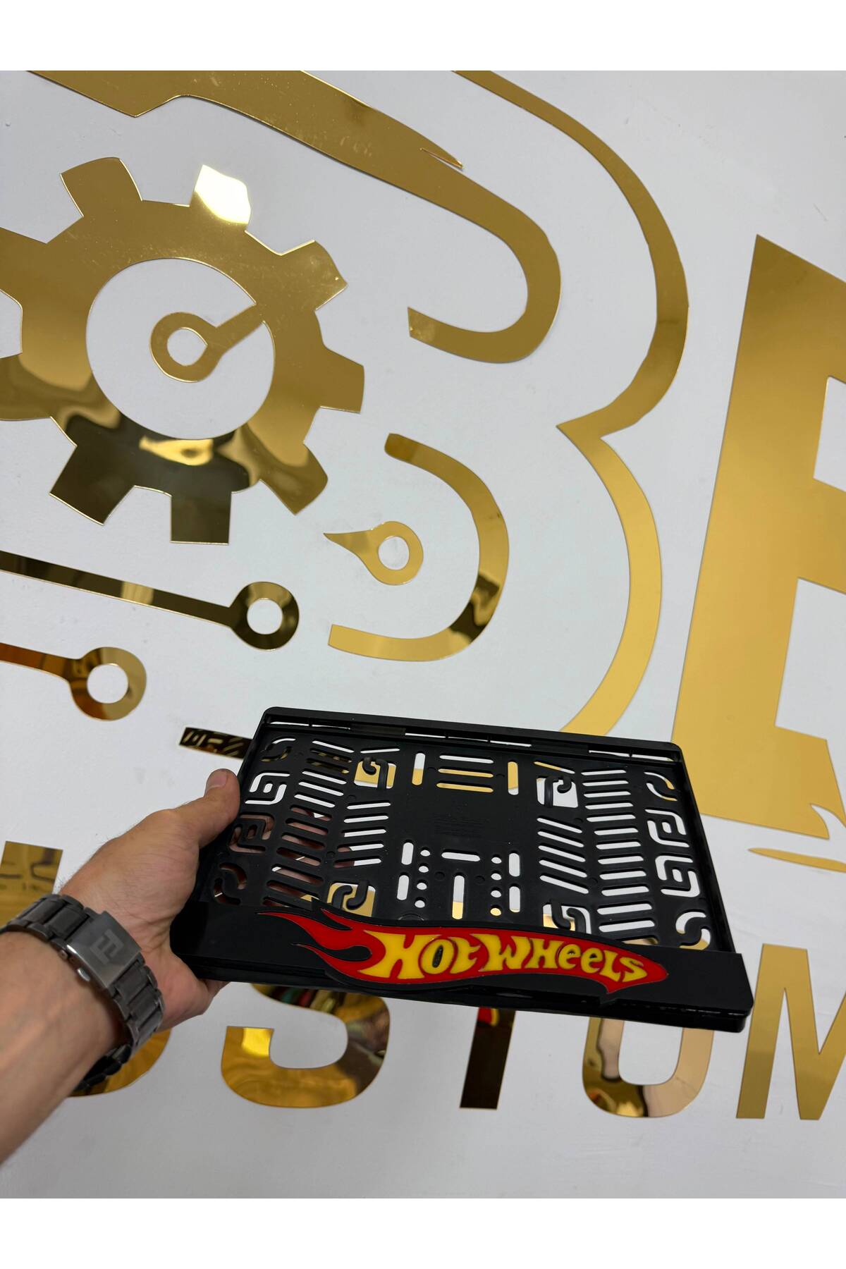 Hot Wheels Figürlü Motorsiklet Plakalığı | Pleksi Lazer Kesim motor plakalık görsel 5